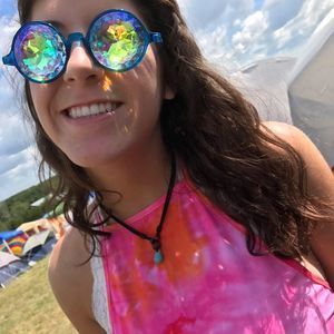 Meet your Posher, Carly